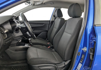Подержанный автомобиль Kia Rio Hatchback 2019 года (18 фото)