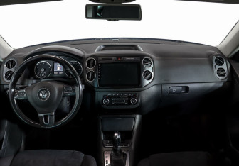Подержанный автомобиль Volkswagen Tiguan 2012 года (6 фото)
