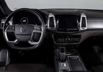 Подержанный автомобиль SsangYong Rexton 2022 года (12 фото)