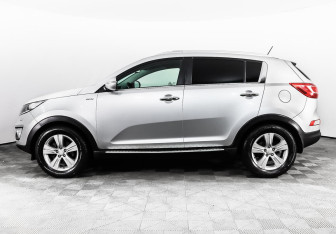 Подержанный автомобиль Kia Sportage 2012 года (3 фото)