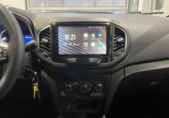 Подержанный автомобиль LADA (ВАЗ) XRAY 2018 года (15 фото)