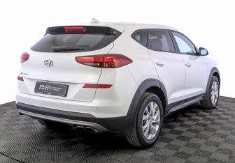 Подержанный автомобиль Hyundai Tucson 2020 года (5 фото)
