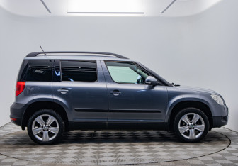 Подержанный автомобиль Skoda Yeti 2011 года (6 фото)