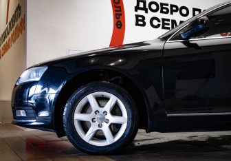 Подержанный автомобиль Audi A6 Sedan 2010 года (31 фото)