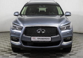Подержанный автомобиль Infiniti QX60 2016 года (2 фото)