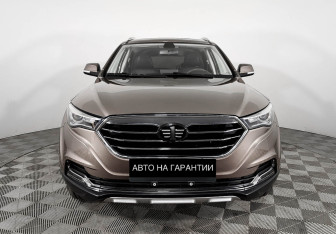 Подержанный автомобиль FAW Besturn X40 2020 года (2 фото)