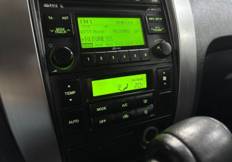 Подержанный автомобиль Hyundai Tucson 2008 года (16 фото)