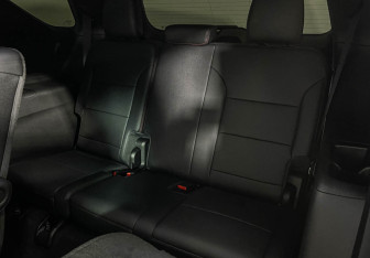 Подержанный автомобиль Chevrolet Traverse 2024 года (24 фото)