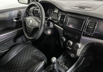 Подержанный автомобиль SsangYong Actyon 2013 года (9 фото)