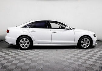 Подержанный автомобиль Audi A6 Sedan 2015 года (4 фото)