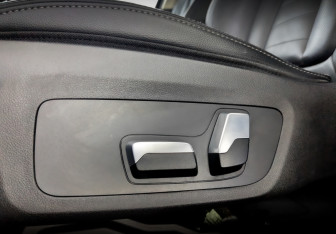 Подержанный автомобиль BMW X3 2019 года (21 фото)