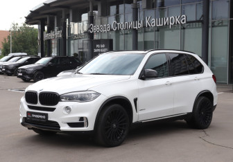 Подержанный автомобиль BMW X5 2014 года (1 фото)