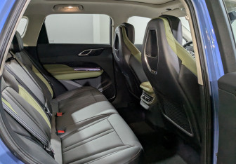Новый Hongqi HS3 2025 (12 фото)