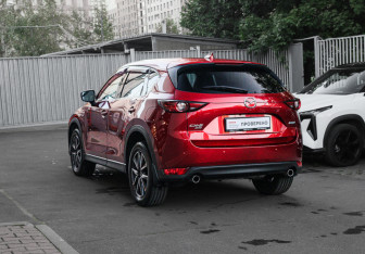Подержанный автомобиль Mazda CX-5 2018 года (6 фото)