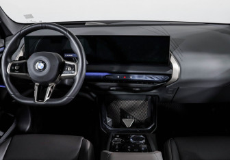 Подержанный автомобиль BMW X3 2025 года (12 фото)