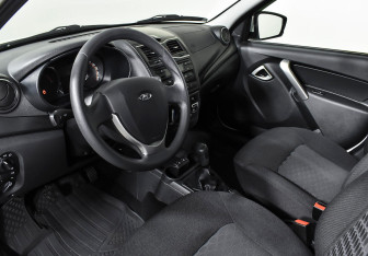 Подержанный автомобиль LADA (ВАЗ) Granta Sedan 2021 года (10 фото)