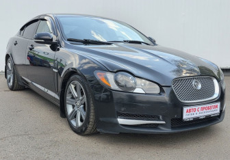 Подержанный автомобиль Jaguar XF Sedan 2009 года (3 фото)