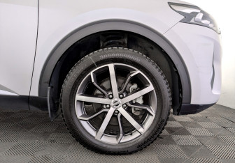 Подержанный автомобиль Haval F7 2021 года (18 фото)