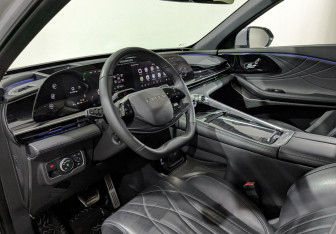 Подержанный автомобиль Exeed RX 2024 года (15 фото)