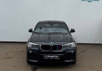 Подержанный автомобиль BMW X4 2018 года (2 фото)