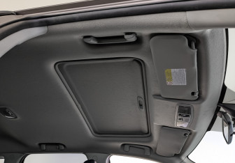 Подержанный автомобиль Citroen C-Crosser 2011 года (22 фото)