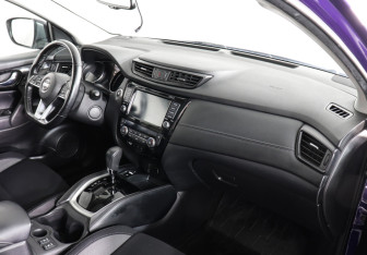 Подержанный автомобиль Nissan Qashqai 2020 года (10 фото)