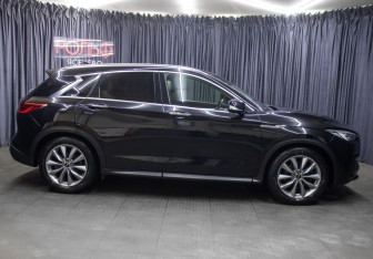 Подержанный автомобиль Infiniti QX50 2019 года (4 фото)