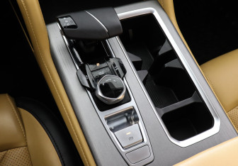 Подержанный автомобиль Changan Hunter Plus 2024 года (14 фото)