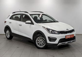 Подержанный автомобиль Kia Rio Hatchback 2020 года (3 фото)
