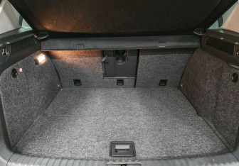Подержанный автомобиль Volkswagen Tiguan 2012 года (13 фото)