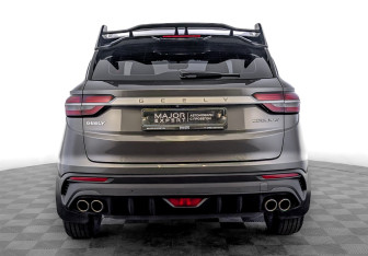 Подержанный автомобиль Geely Coolray 2023 года (6 фото)