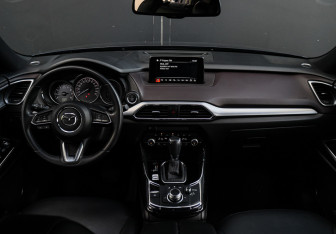 Подержанный автомобиль Mazda CX-9 2020 года (13 фото)