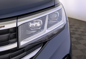 Подержанный автомобиль Volkswagen Teramont 2022 года (11 фото)