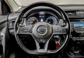 Подержанный автомобиль Nissan Qashqai 2020 года (21 фото)