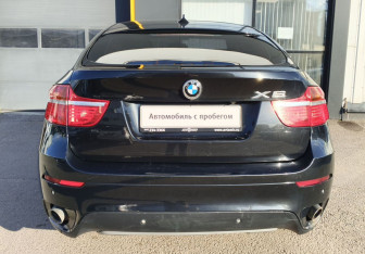 Подержанный автомобиль BMW X6 2012 года (6 фото)