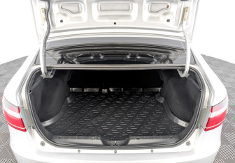 Подержанный автомобиль LADA (ВАЗ) Vesta Sedan 2019 года (10 фото)