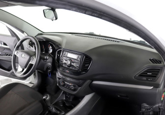 Подержанный автомобиль LADA (ВАЗ) Vesta Wagon 2021 года (15 фото)