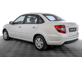 Подержанный автомобиль LADA (ВАЗ) Granta Sedan 2022 года (7 фото)