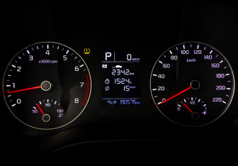 Подержанный автомобиль Kia Rio Hatchback 2021 года (13 фото)