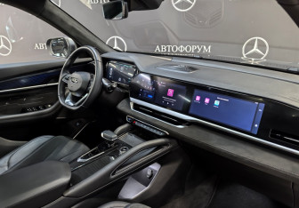 Подержанный автомобиль Geely Monjaro 2024 года (21 фото)