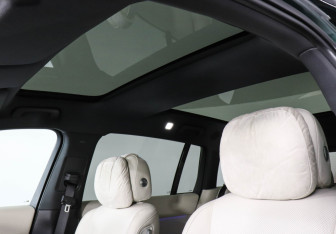 Подержанный автомобиль LiXiang L7 2023 года (18 фото)