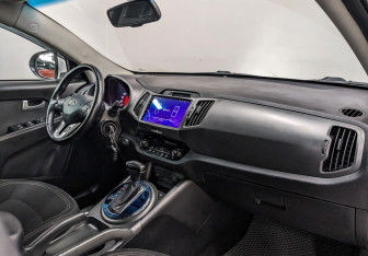 Подержанный автомобиль Kia Sportage 2013 года (13 фото)