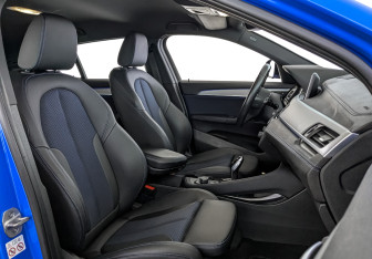 Подержанный автомобиль BMW X2 2020 года (24 фото)