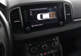 Подержанный автомобиль Skoda Karoq 2020 года (13 фото)