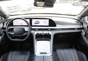 Подержанный автомобиль Exeed TXL 2024 года (12 фото)