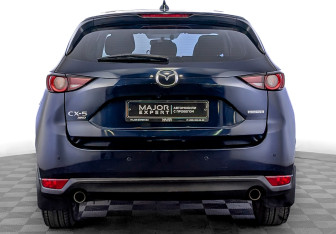 Подержанный автомобиль Mazda CX-5 2021 года (6 фото)