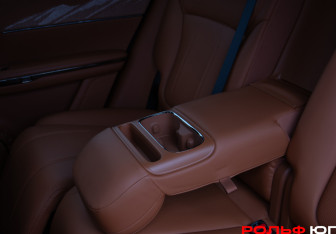 Подержанный автомобиль GAC M8 2026 года (21 фото)