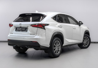 Подержанный автомобиль Lexus NX 2015 года (5 фото)