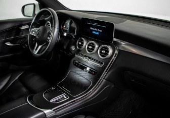Подержанный автомобиль Mercedes-Benz GLC Coupe 2020 года (10 фото)