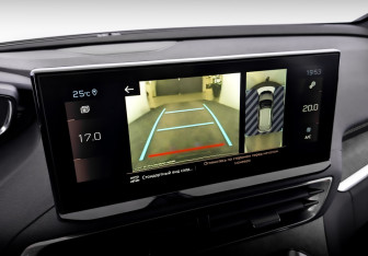 Подержанный автомобиль Peugeot 3008 2021 года (29 фото)